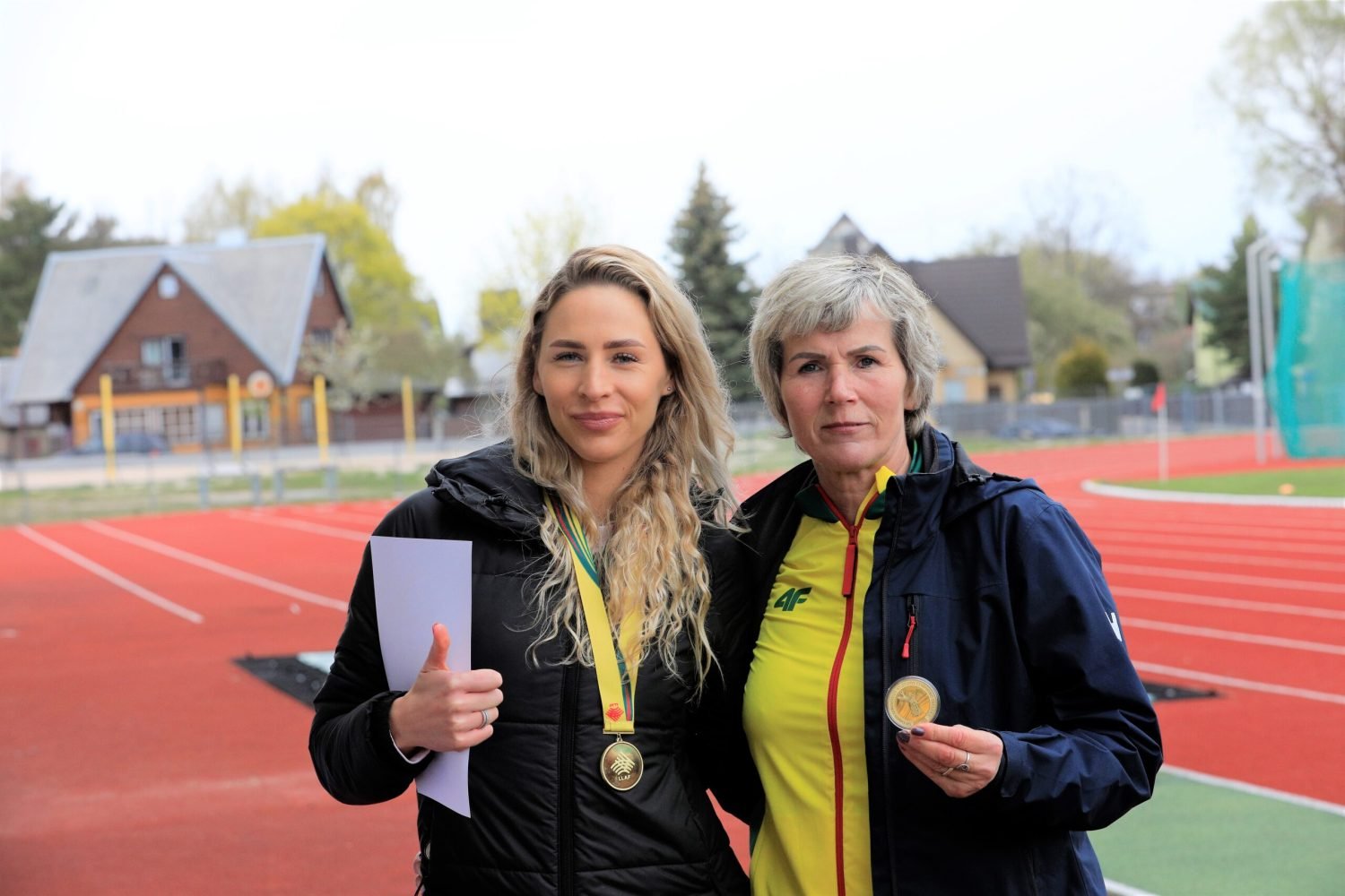 Liveta Jasiūnaitė ir Teresė Nekrošaitė_Dainiaus Virbicko nuotrauka